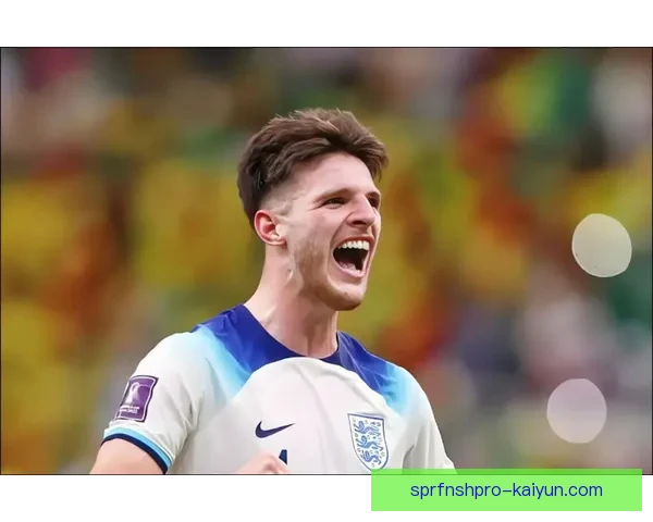 赖斯的成长经历激励新一代领袖，展现出从贫困到成功的非凡蜕变与奋斗精神